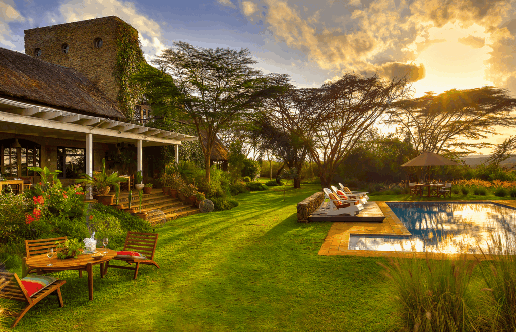 Ololo Safari Lodge in the dusk
